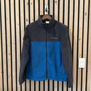 Columbia Fleece Zip-Up - M